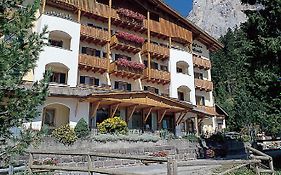 Hotel Jolanda San Martino di Castrozza